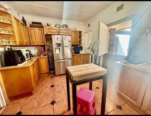 4 BEDROOM HOUSE FOR SALE IN VANDERBIJLPARK SW 1